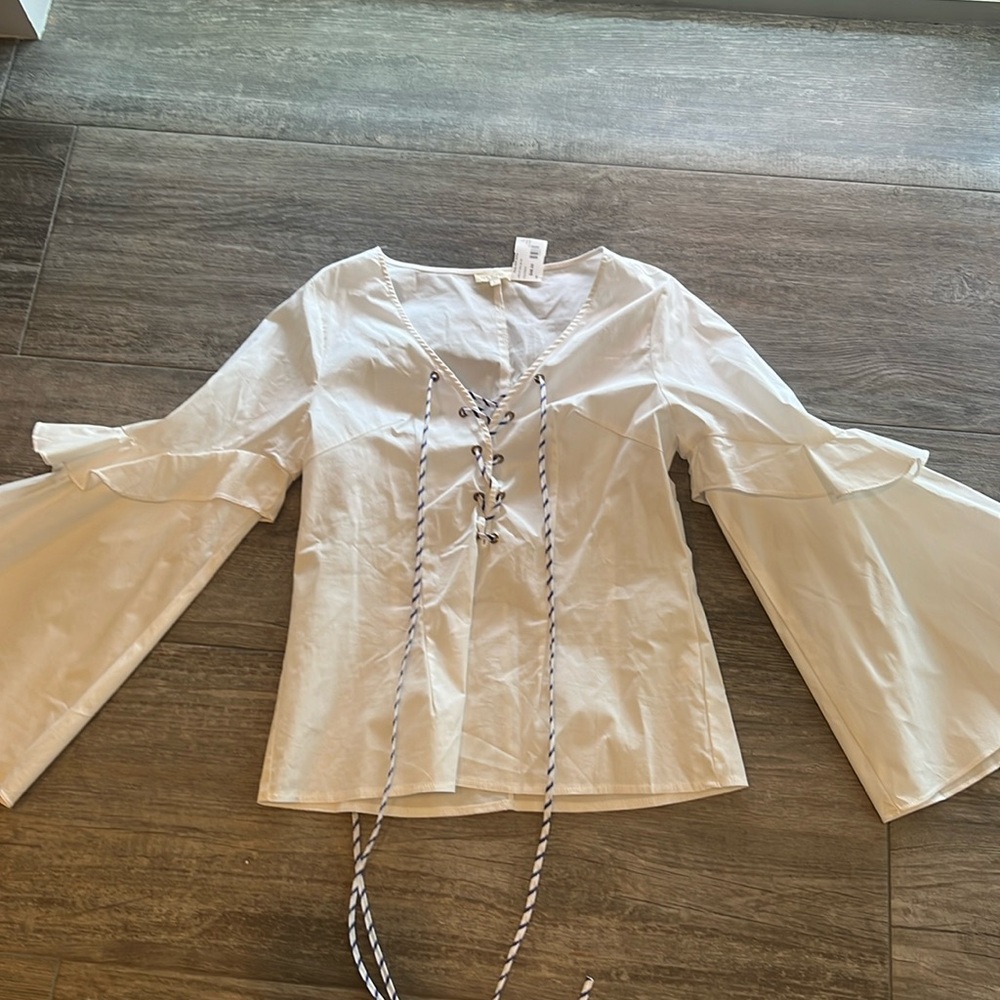 White blouse flared sleeve crisscross front tie!Never Worn!